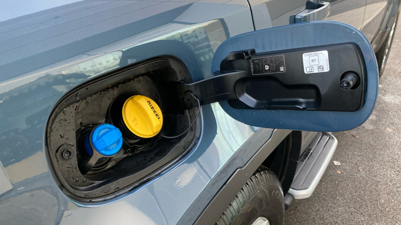 Land Rover Defender 3.0 D250 S 110 5dr Auto Diesel Estate